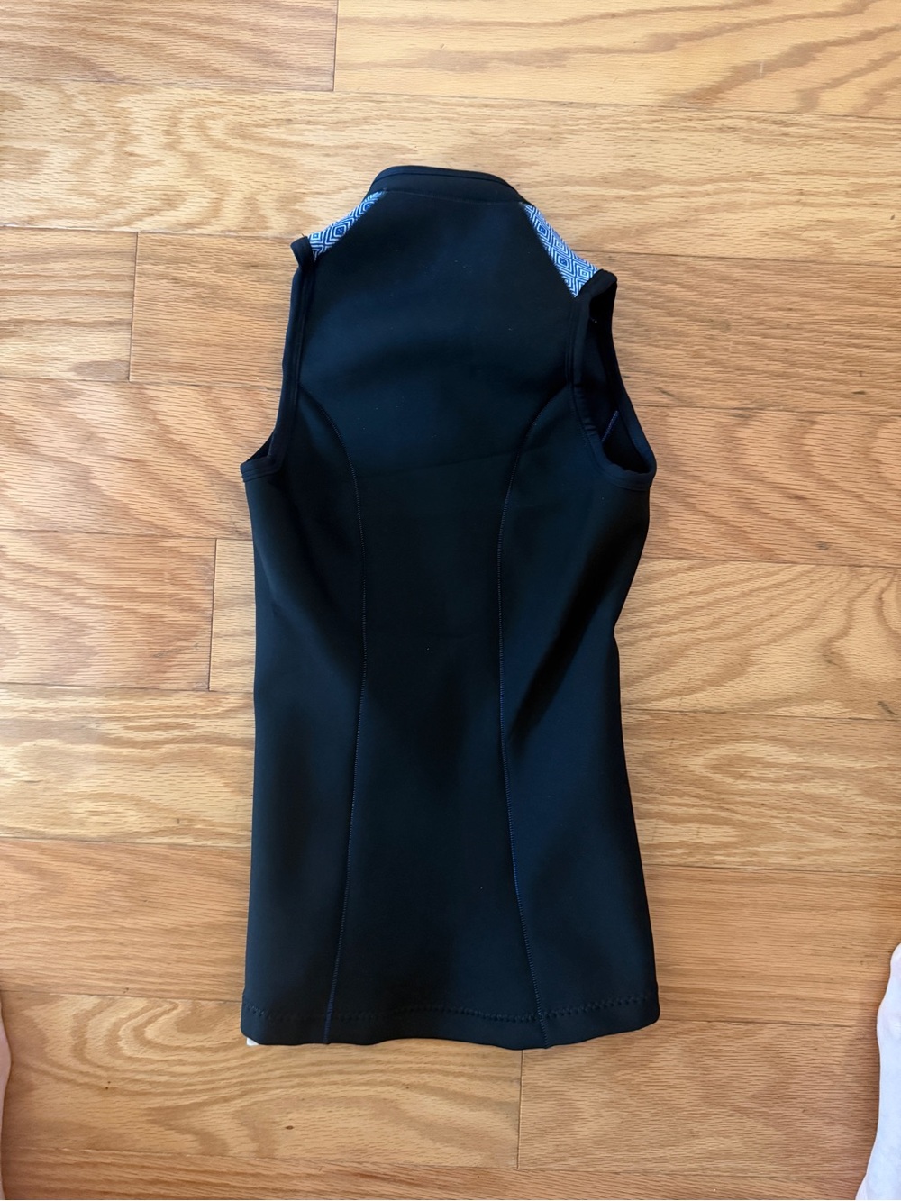 Rip Curl G-Bomb 1mm Sleeveless Neoprene Vest STRIPE - women’s size 4 - NWT - Picture 2 of 5